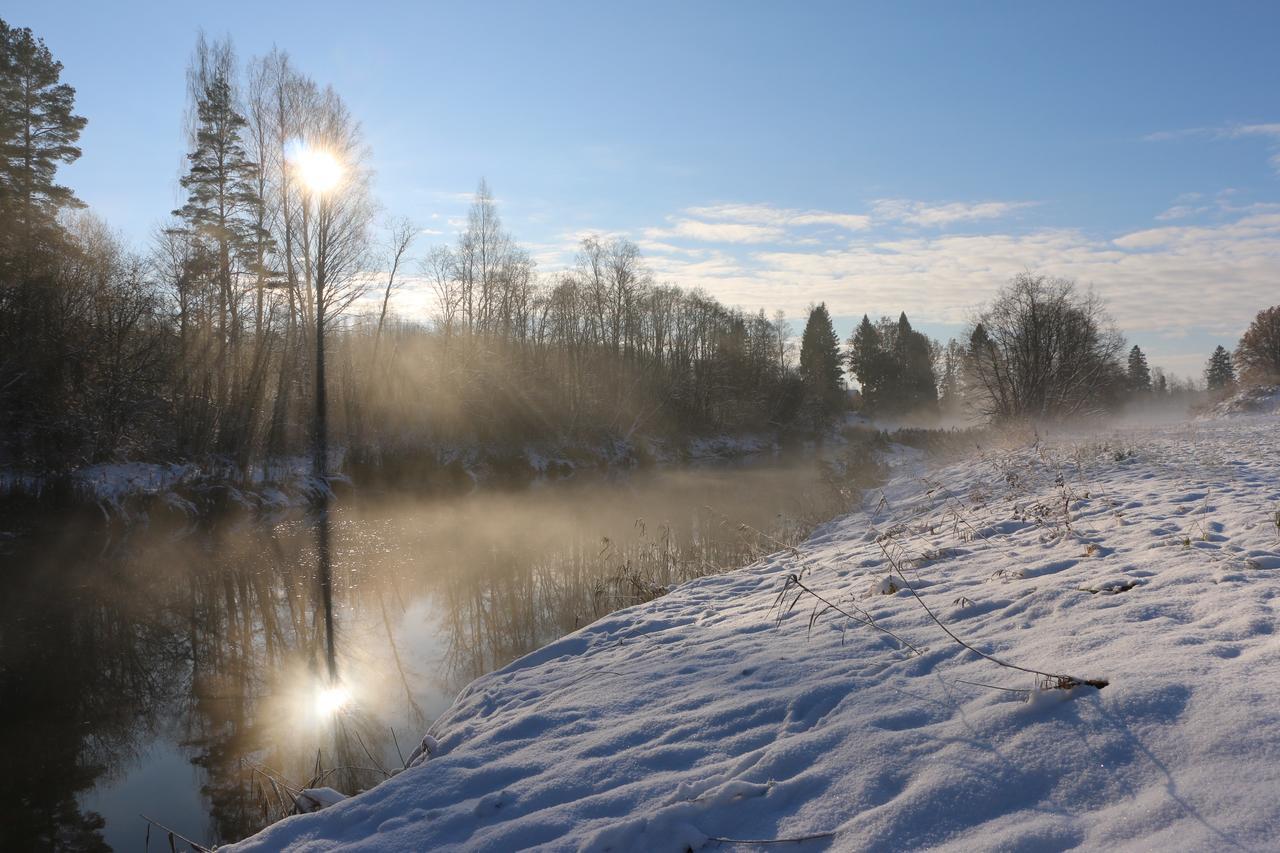 Piesta Riverside Cottage In Soomaa Region Kullimaa Bagian luar foto