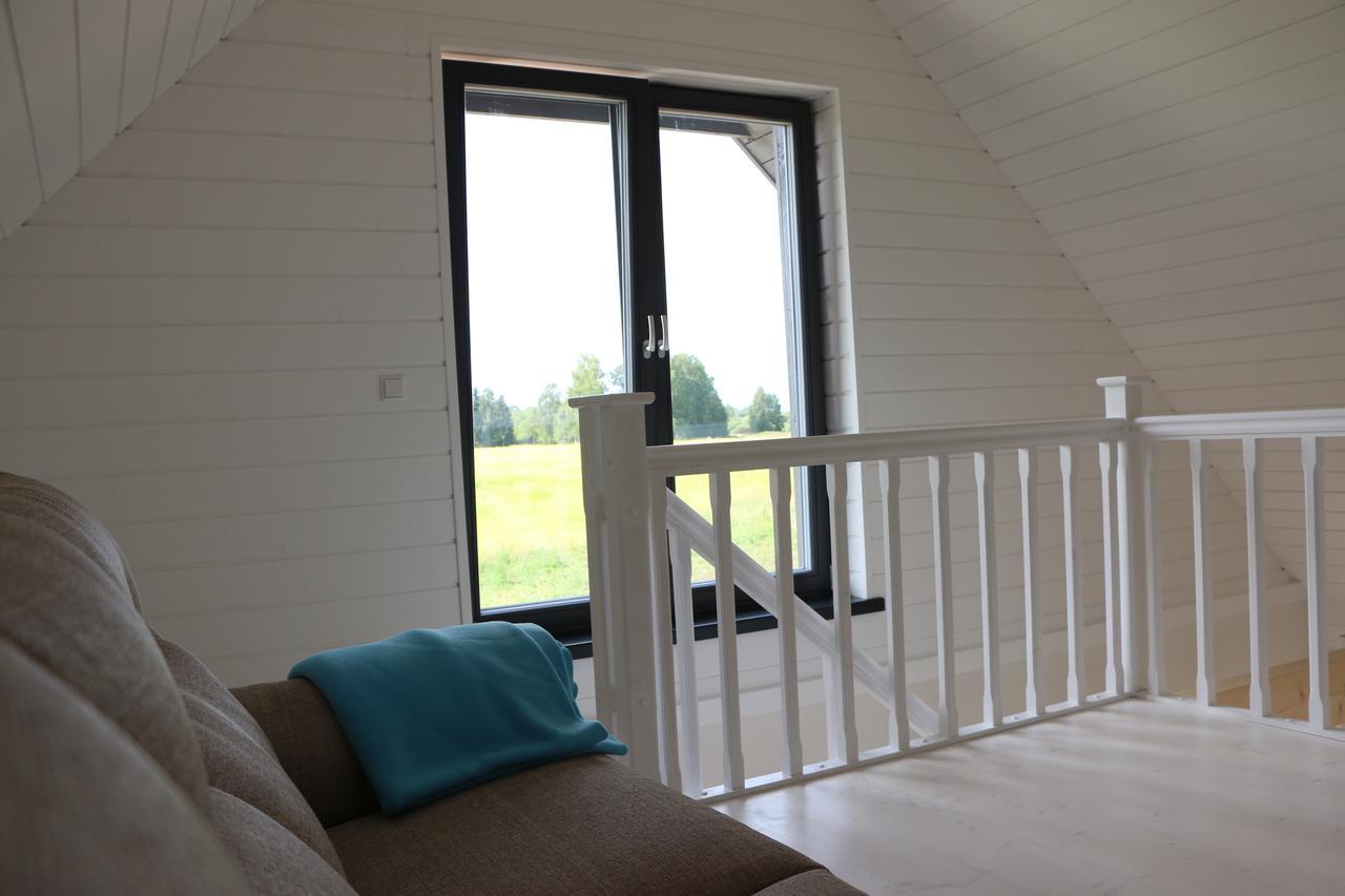Piesta Riverside Cottage In Soomaa Region Kullimaa Bagian luar foto